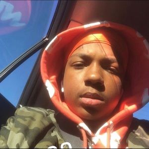 Meet your Posher, Zach